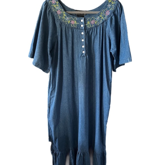 NWT Denim Embroidery Maxi grannycore prairie boho housecoat dress - Picture 1 of 6
